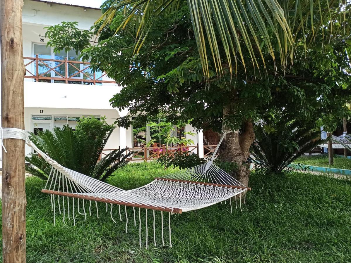 Cocolala Beach House Nungwi Exterior photo